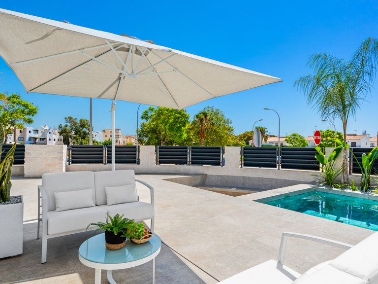 Villa for Sale in El Campello, Alicante 49