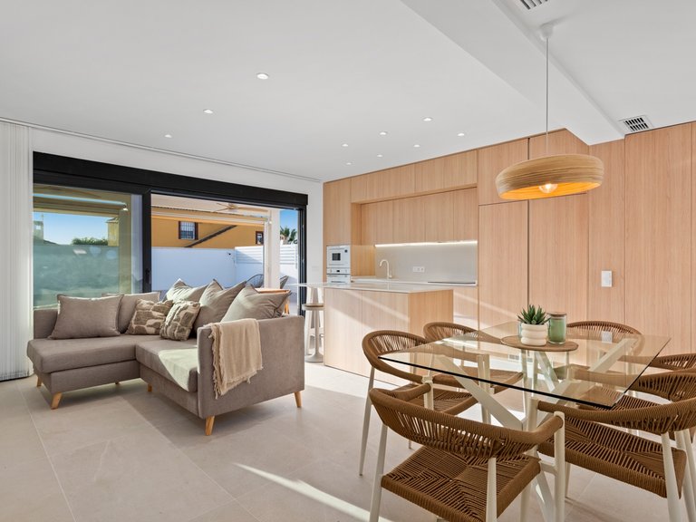 Villa for Sale in Torrevieja, Alicante 2