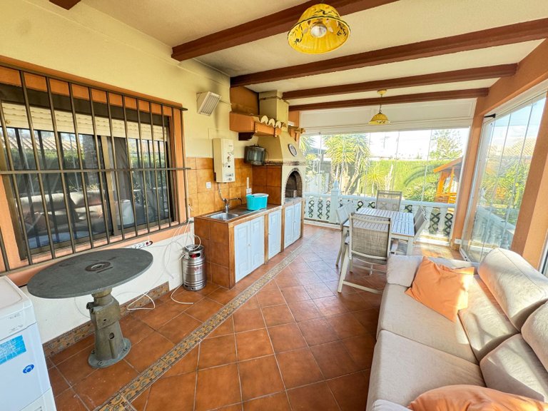 Villa for Sale in Cabo Roig, Alicante 2