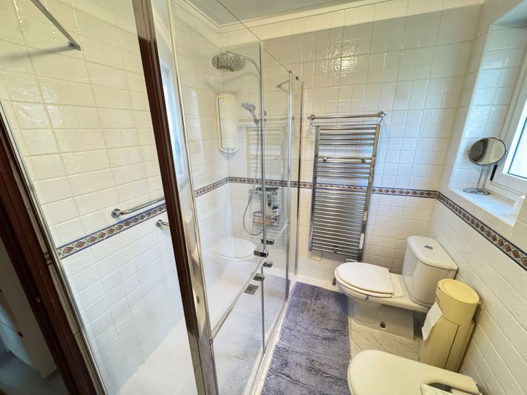Villa for Sale in Cabo Roig, Alicante 9
