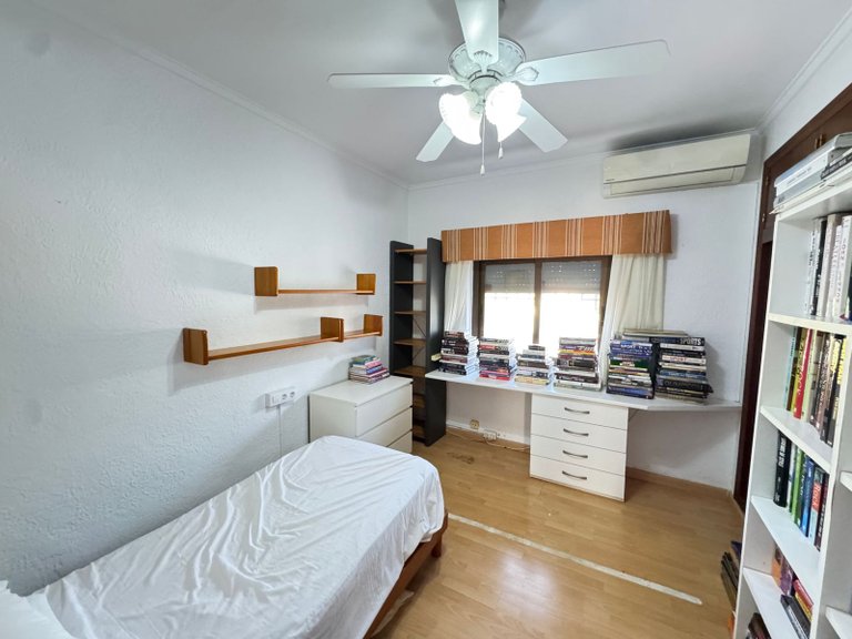 Villa for Sale in Cabo Roig, Alicante 12