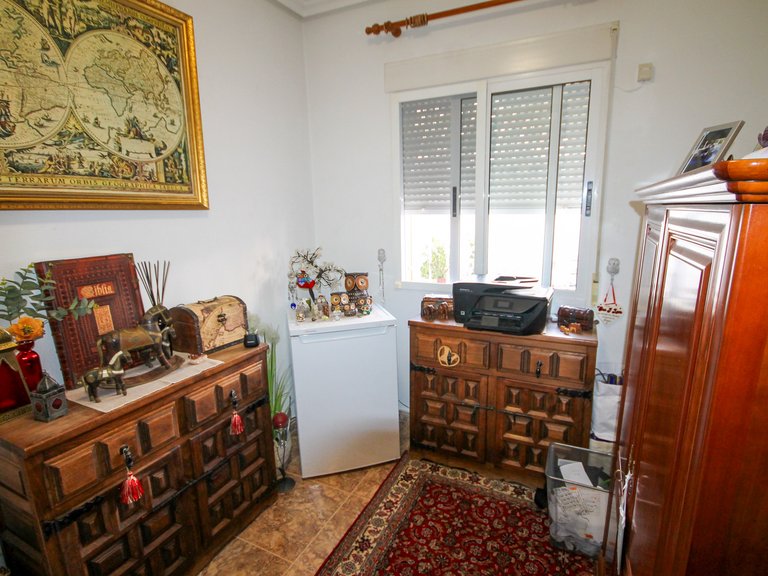Villa for Sale in Villamartin, Alicante 10