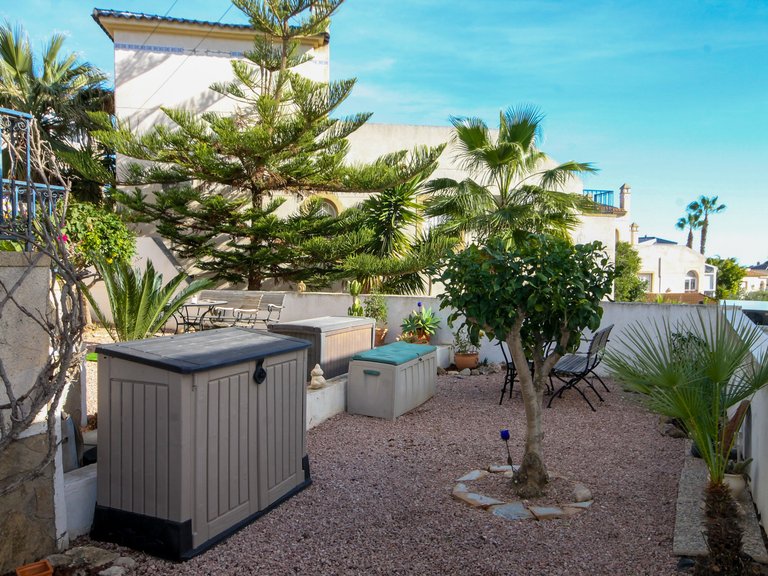 Villa for Sale in Villamartin, Alicante 20