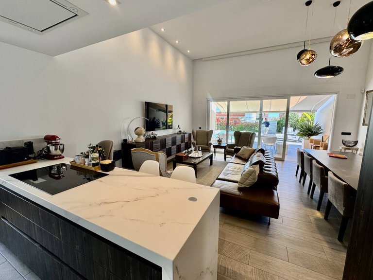 Villa for Sale in Algorfa, Alicante 5