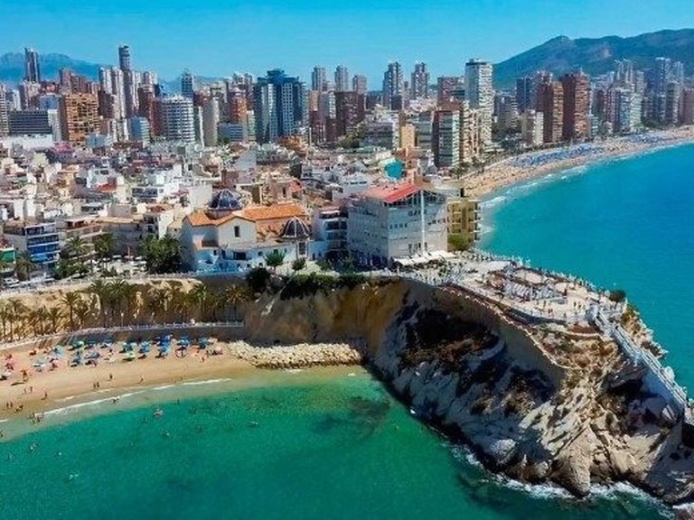 Villa for Sale in Finestrat, Alicante 19