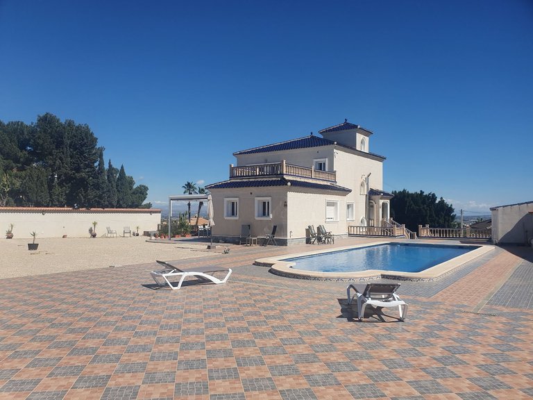 Villa for Sale in Algorfa, Alicante 4