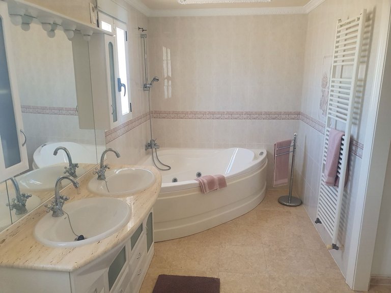 Villa for Sale in Algorfa, Alicante 17