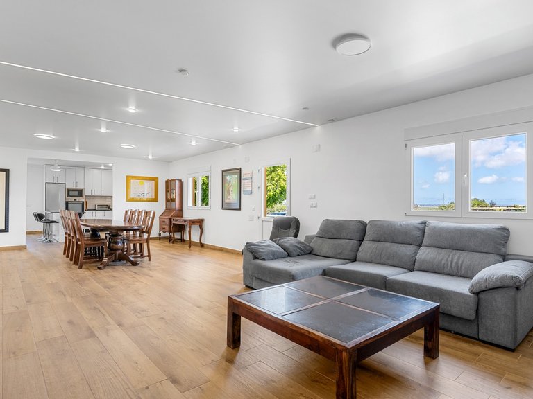 Villa for Sale in Los Montesinos, Alicante 8