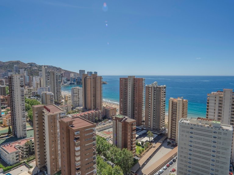 Apartment for Sale in Benidorm, Alicante 2