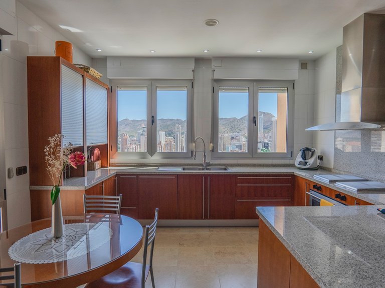 Apartment for Sale in Benidorm, Alicante 17