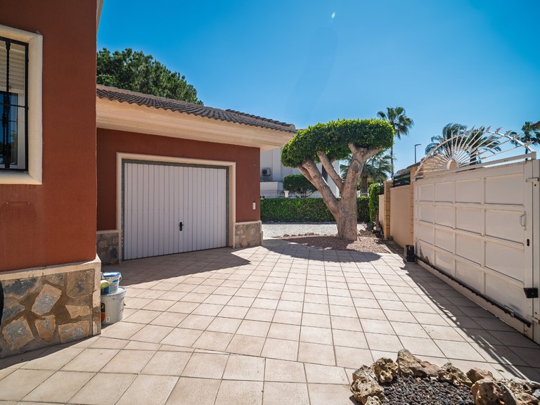 Villa for Sale in Ciudad Quesada, Alicante 38