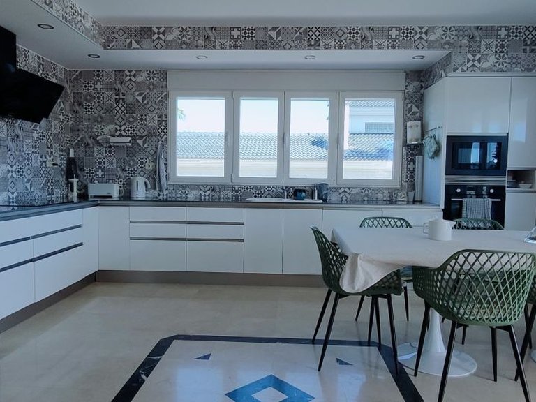 Villa for Sale in Albir, Alicante 4