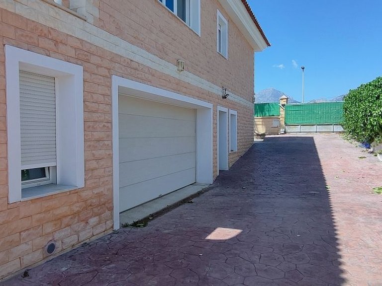 Villa for Sale in Albir, Alicante 22