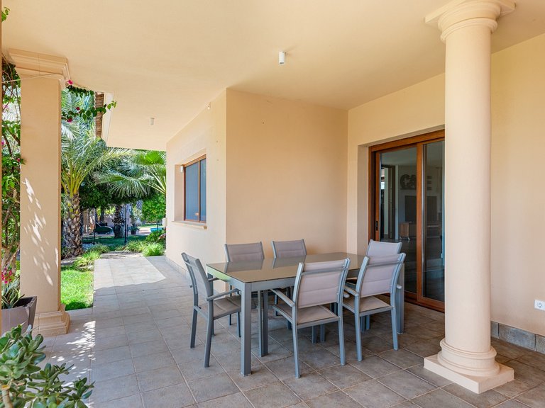 Villa for Sale in Elche, Alicante 15