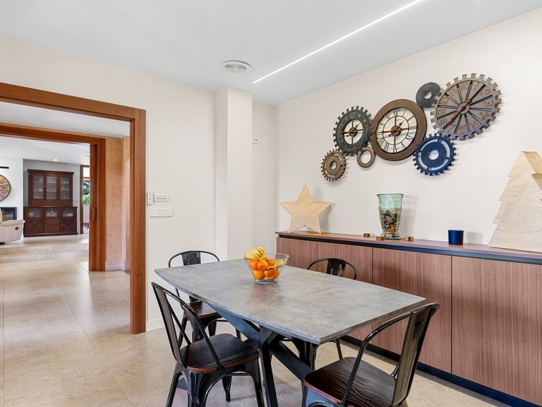 Villa for Sale in Elche, Alicante 28