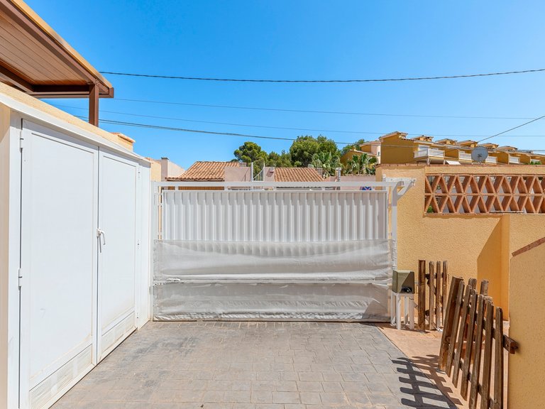 Villa for Sale in Alfaz Del Pi, Alicante 42