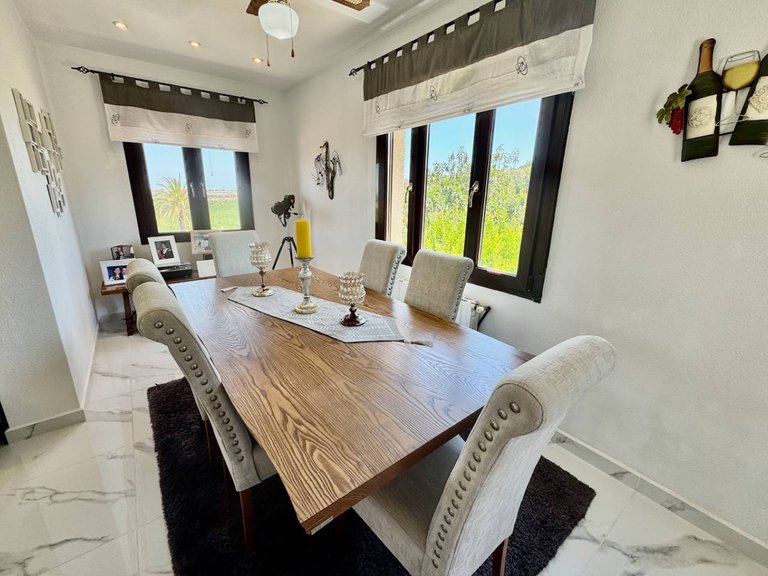 Villa for Sale in Algorfa, Alicante 6