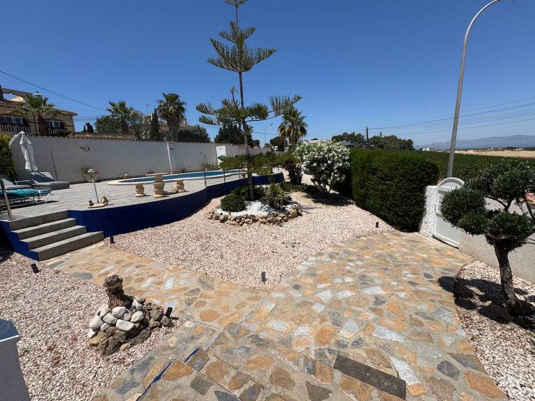 Villa for Sale in Algorfa, Alicante 41