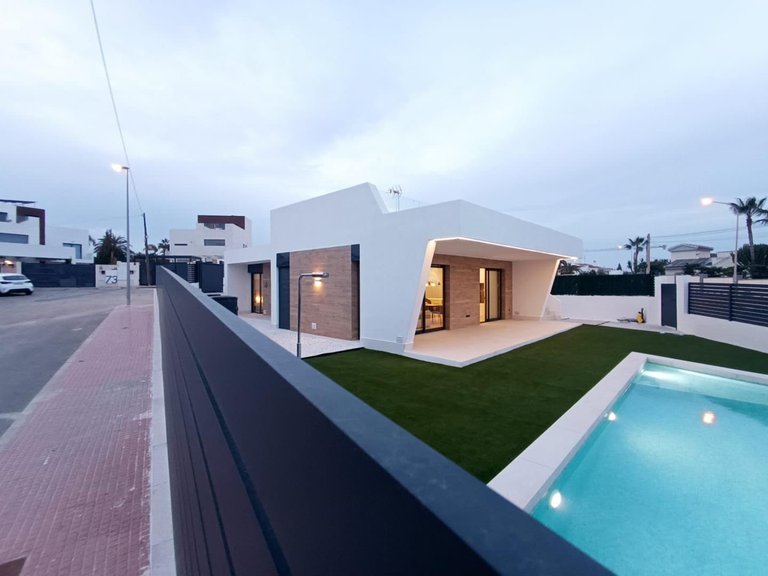 Villa for Sale in Ciudad Quesada, Alicante 25