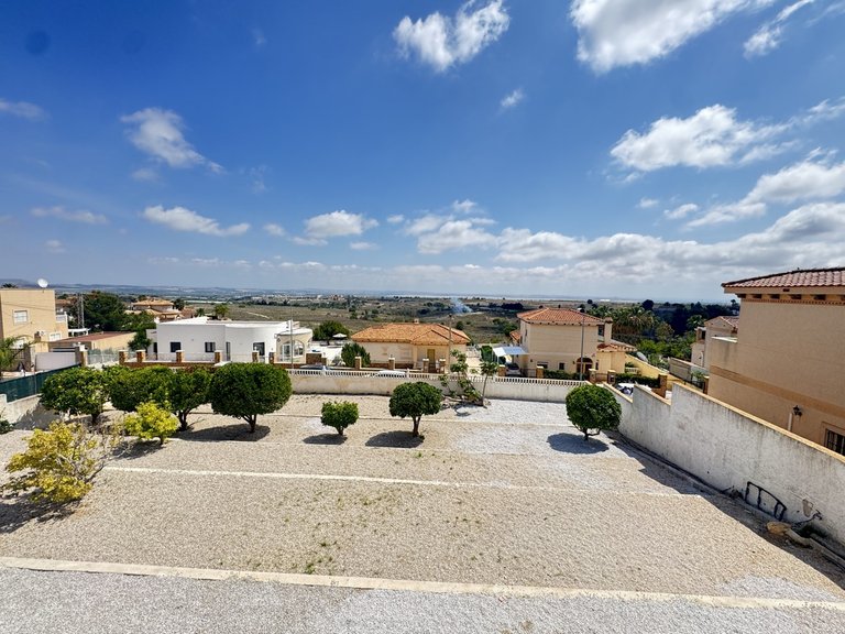 Villa for Sale in San Miguel De Salinas, Alicante 4