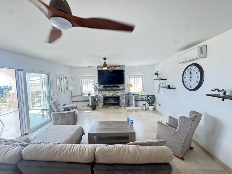Villa for Sale in San Miguel De Salinas, Alicante 6