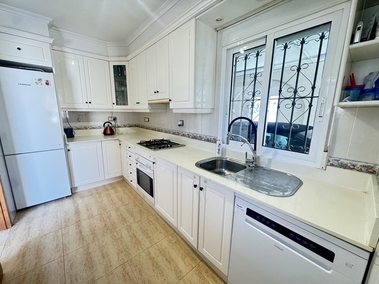 Villa for Sale in San Miguel De Salinas, Alicante 16