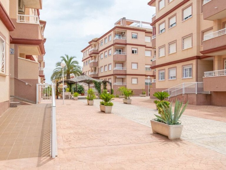Apartment for Sale in Algorfa, Alicante 34