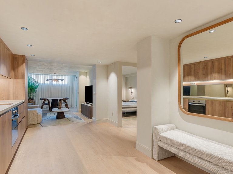 Apartment for Sale in Alicante, Alicante 11