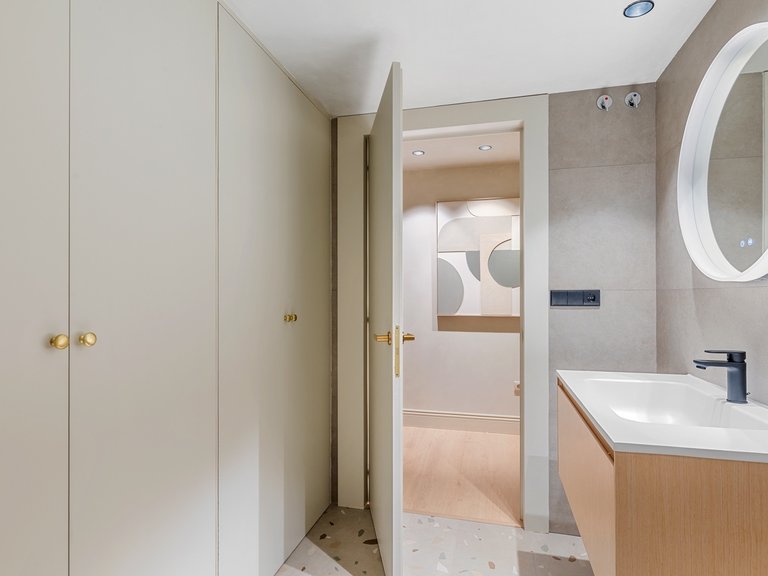 Apartment for Sale in Alicante, Alicante 16