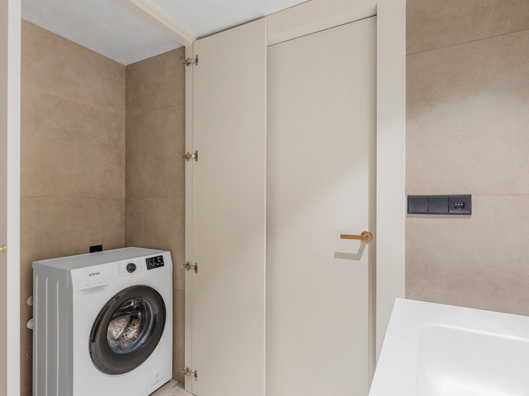 Apartment for Sale in Alicante, Alicante 17