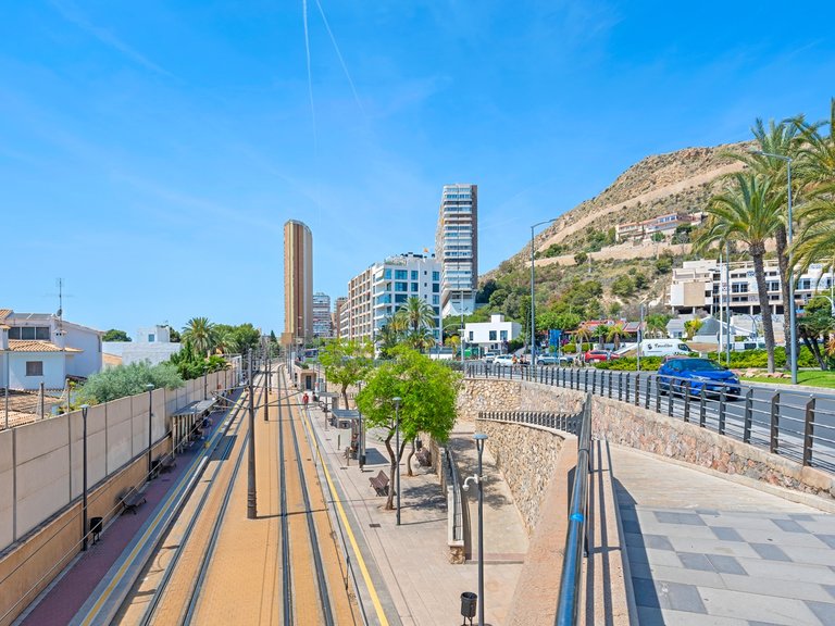 Apartment for Sale in Alicante, Alicante 35