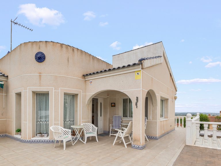 Villa for Sale in Algorfa, Alicante 18