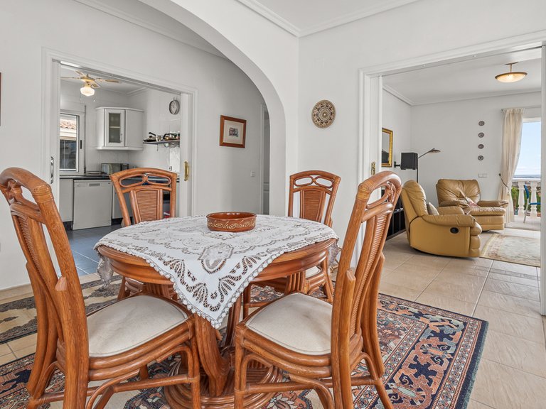 Villa for Sale in Algorfa, Alicante 24