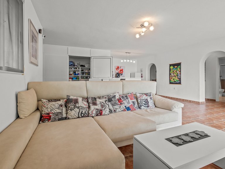 Villa for Sale in Algorfa, Alicante 40