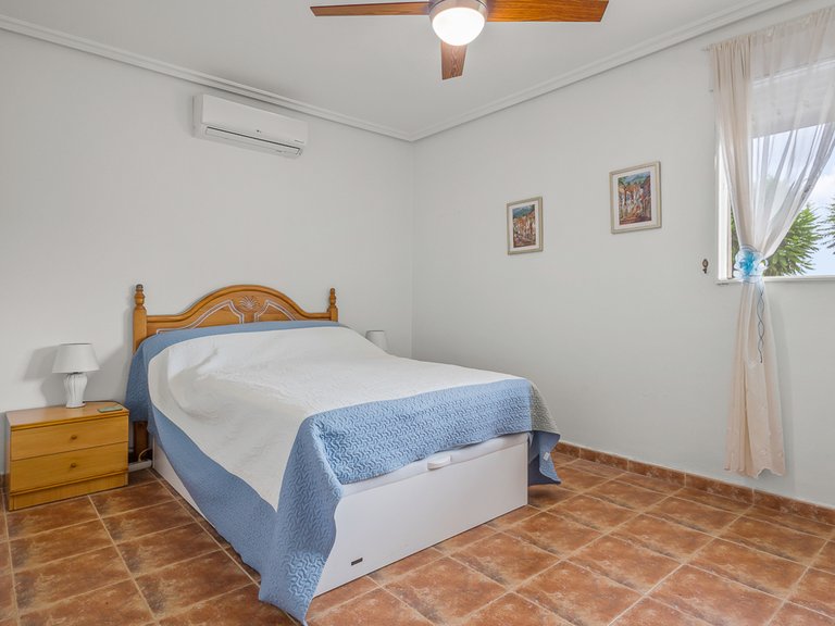 Villa for Sale in Algorfa, Alicante 44