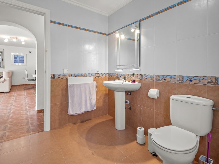 Villa for Sale in Algorfa, Alicante 48