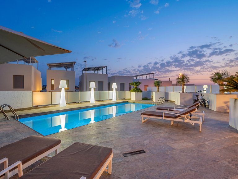 Villa for Sale in Villamartin, Alicante 5