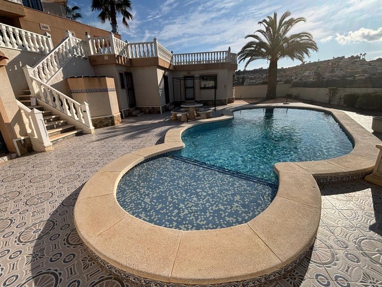 Villa for Sale in Ciudad Quesada, Alicante 3