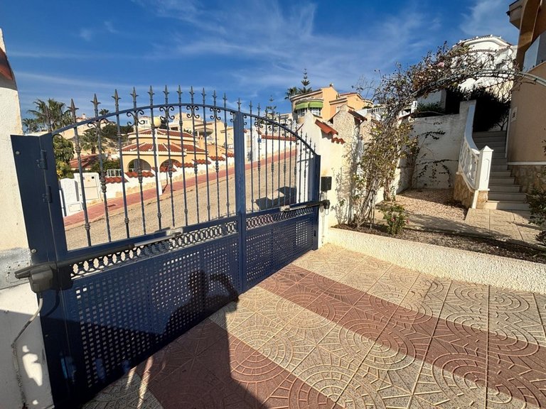 Villa for Sale in Ciudad Quesada, Alicante 28