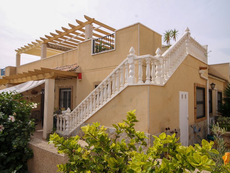 Town House for Sale in Villamartin, Alicante 1