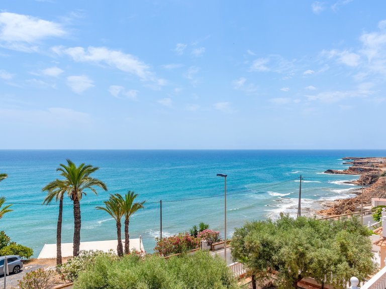 Villa for Sale in Torrevieja, Alicante 4