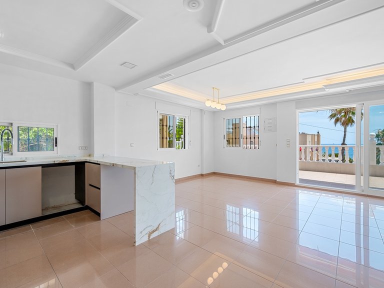 Villa for Sale in Torrevieja, Alicante 8