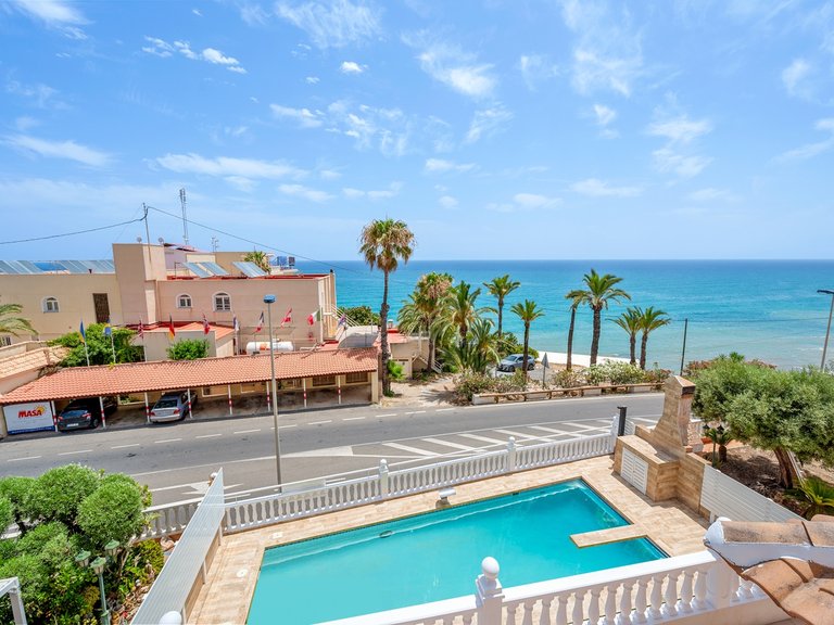 Villa for Sale in Torrevieja, Alicante 33