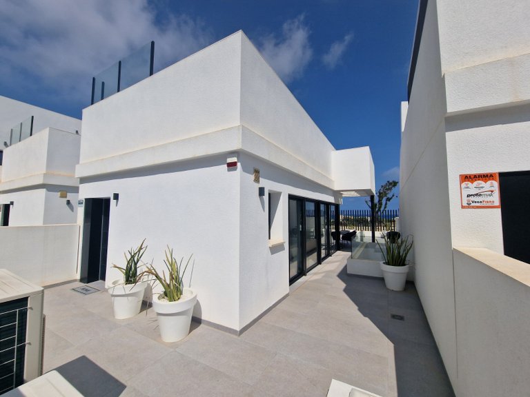 Villa for Sale in Guardamar Del Segura, Alicante 41