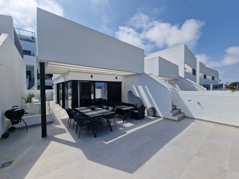 Villa for Sale in Guardamar Del Segura, Alicante 45