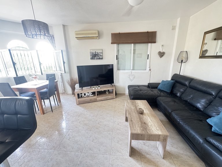 Villa for Sale in Villamartin, Alicante 7