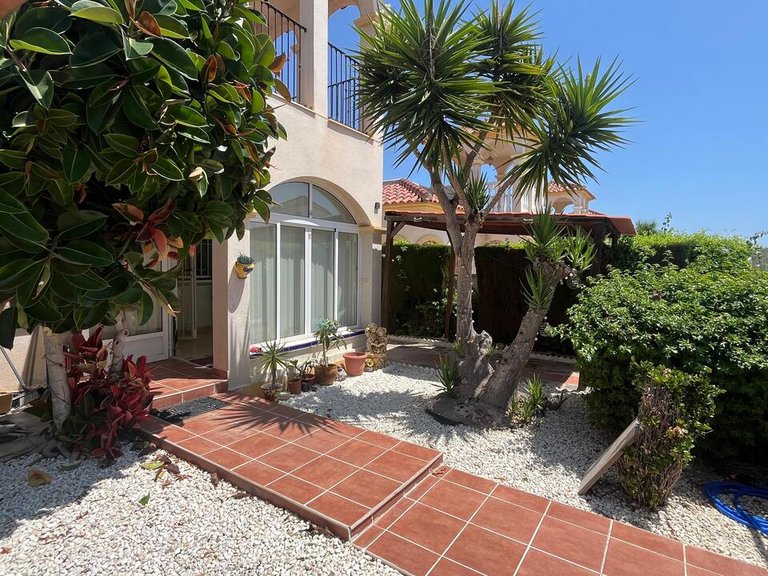 Villa for Sale in Algorfa, Alicante 2