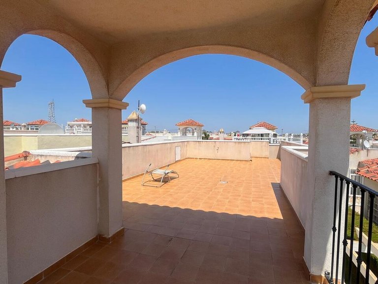 Villa for Sale in Algorfa, Alicante 8