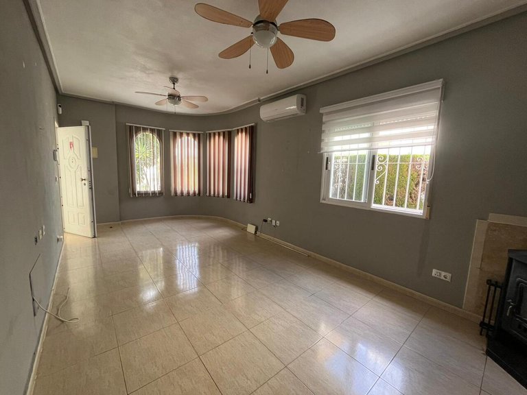 Villa for Sale in Algorfa, Alicante 12