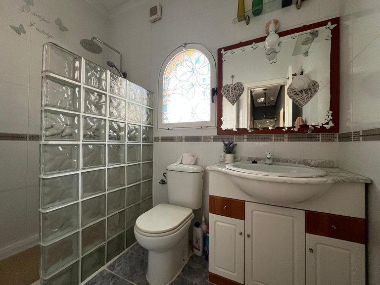 Villa for Sale in Algorfa, Alicante 34